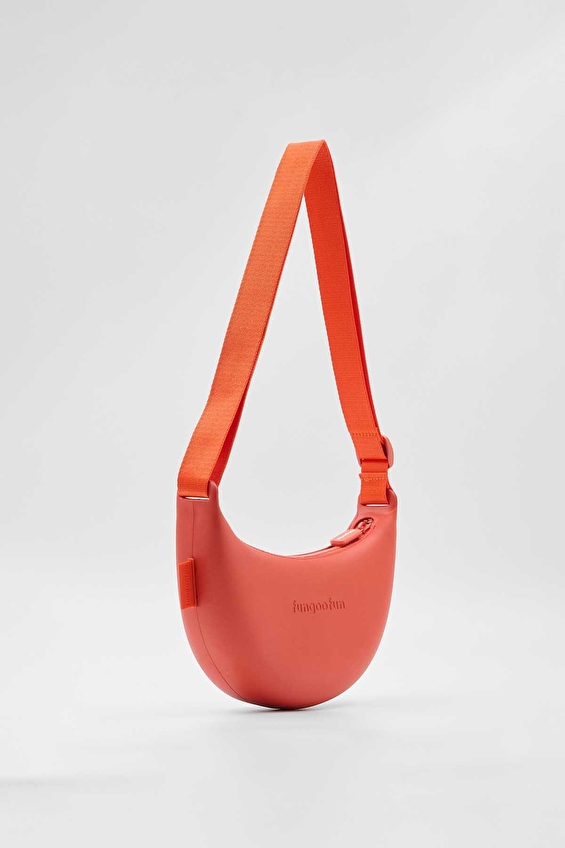 Fungoofun Kadın Çapraz Çanta F553 Kırmızı Fungoofun Kadın Çapraz Çanta F553 Kırmızı