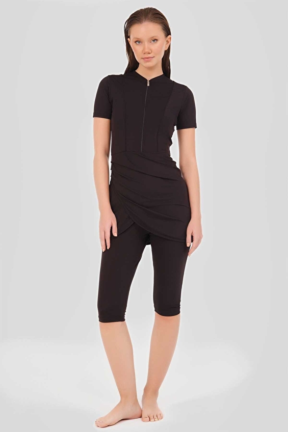 Alfasa Kadın Biyeli Anvelop Etekli Yarım Kol Yarı Kapalı Mayo ALF24701 SYH Siyah Alfasa Kadın Biyeli Anvelop Etekli Yarım Kol Yarı Kapalı Mayo ALF24701 SYH Siyah