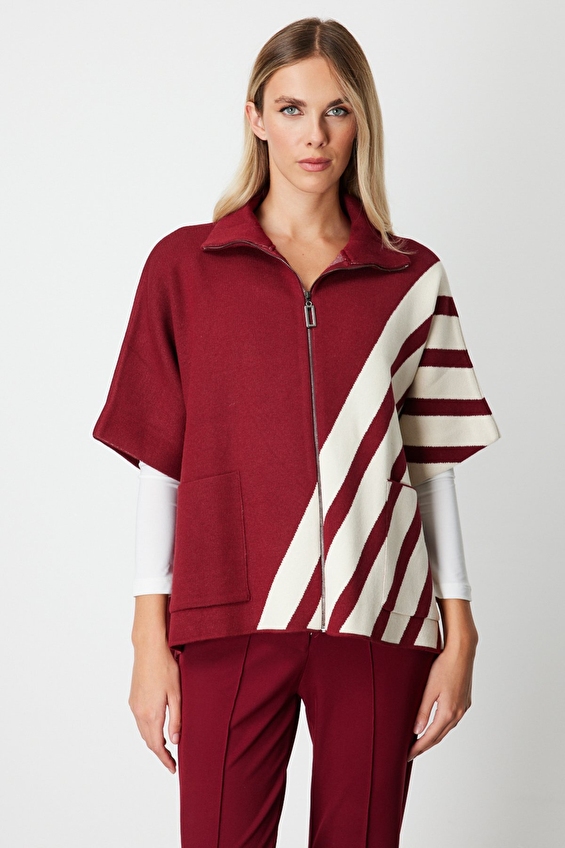 Onfashion Dik Yaka Relaxed Fit Triko Fermuarlı Yarım Kol Kadın Pelerin 65909 Bordo Onfashion Dik Yaka Relaxed Fit Triko Fermuarlı Yarım Kol Kadın Pelerin 65909 Bordo