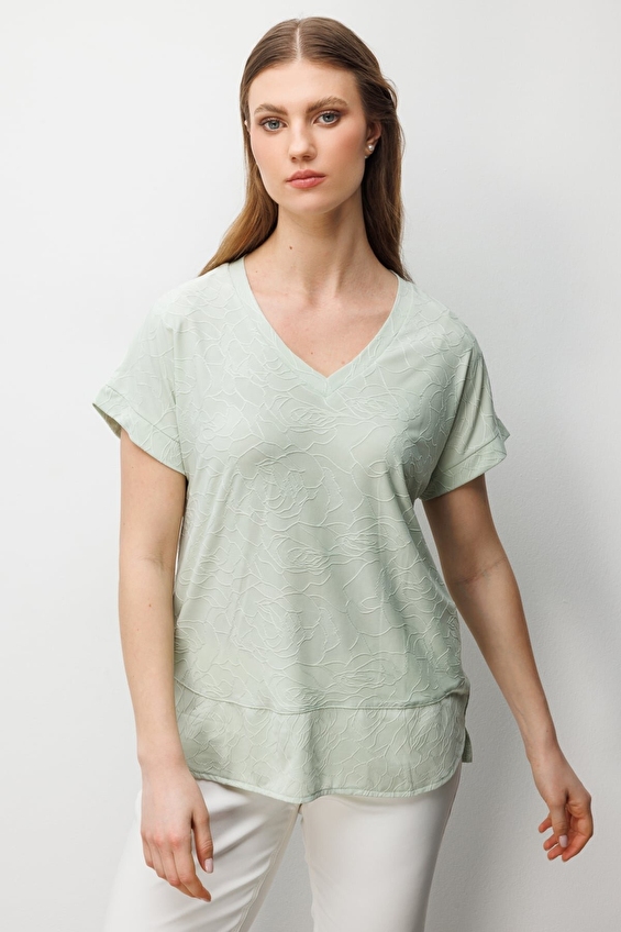 Onfashion V Yaka Büyük Beden Kısa Kollu Dokuma Kadın Bluz 71343 Mint Onfashion V Yaka Büyük Beden Kısa Kollu Dokuma Kadın Bluz 71343 Mint
