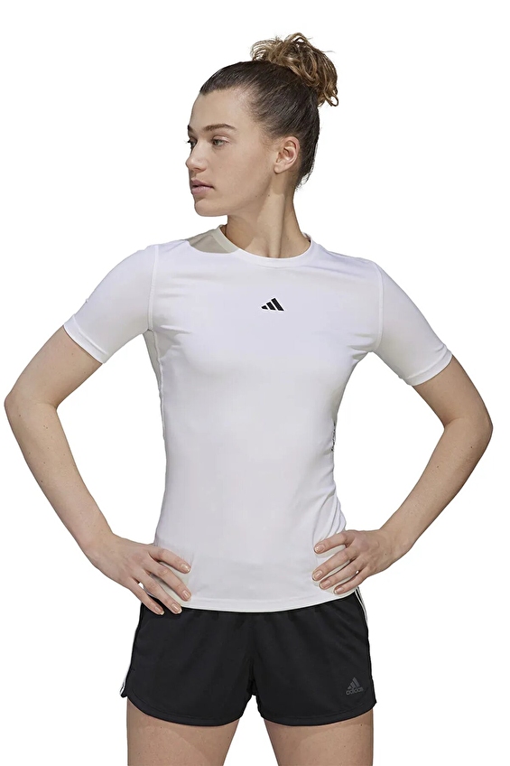 Adidas Kadın Tişört HN9076 Beyaz Adidas Kadın Tişört HN9076 Beyaz