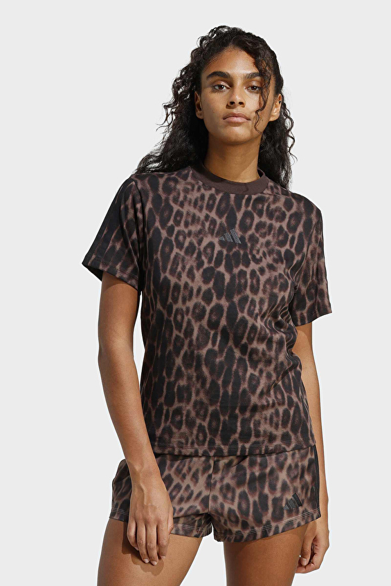 Adidas Kadın Tişört JZ0200 Renkli Adidas Kadın Tişört JZ0200 Renkli