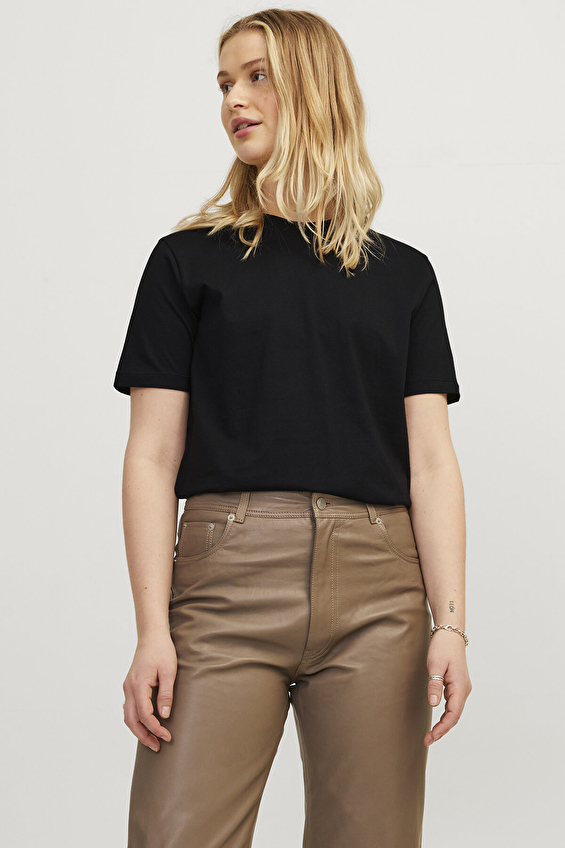 JJXX Kadın Tişört 12200182 Siyah JJXX Kadın Tişört 12200182 Siyah