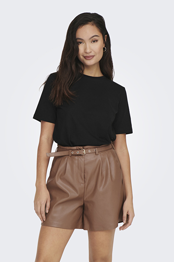 Only Regular Fit Straight Fit O Yaka Kısa Kollu Kadın Tişört 15270390 Siyah Only Regular Fit Straight Fit O Yaka Kısa Kollu Kadın Tişört 15270390 Siyah