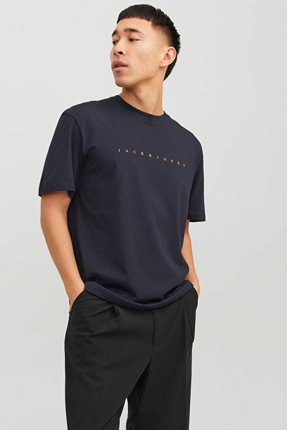 Jack&Jones Bisiklet Yaka Relaxed Fit Kısa Kol Erkek Tişört 12234746 Lacivert Jack&Jones Bisiklet Yaka Relaxed Fit Kısa Kol Erkek Tişört 12234746 Lacivert