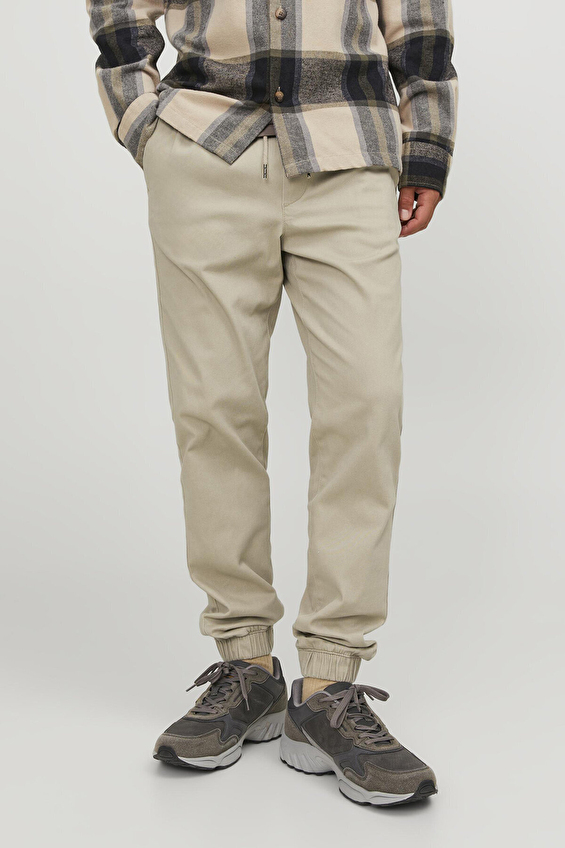 Jack&Jones Beli Lastikli Lastikli Paça Comfort Fit Erkek Pantolon 12224518 Bej Jack&Jones Beli Lastikli Lastikli Paça Comfort Fit Erkek Pantolon 12224518 Bej
