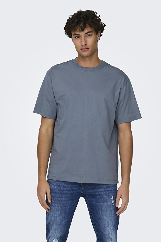 Only&Sons Yuvarlak Yaka Relax Fit Kısa Kol Erkek Tişört 22022532 Koyu mavi Only&Sons Yuvarlak Yaka Relax Fit Kısa Kol Erkek Tişört 22022532 Koyu mavi