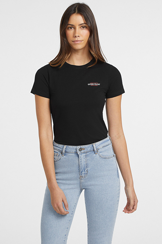 Guess Slim Fit Örme Kumaş Kadın Tişört W4YI02J1314 Siyah Guess Slim Fit Örme Kumaş Kadın Tişört W4YI02J1314 Siyah