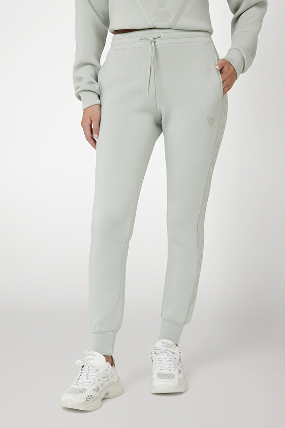 Guess Regular Fit Kadın Eşofman Altı V2YB18K7UW2 Yeşil Guess Regular Fit Kadın Eşofman Altı V2YB18K7UW2 Yeşil