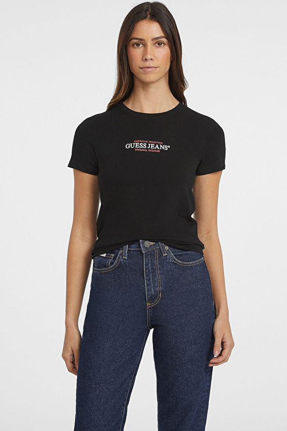 Guess Slim Fit Örme Kumaş Kadın Tişört W4YI03J1314 Siyah Guess Slim Fit Örme Kumaş Kadın Tişört W4YI03J1314 Siyah