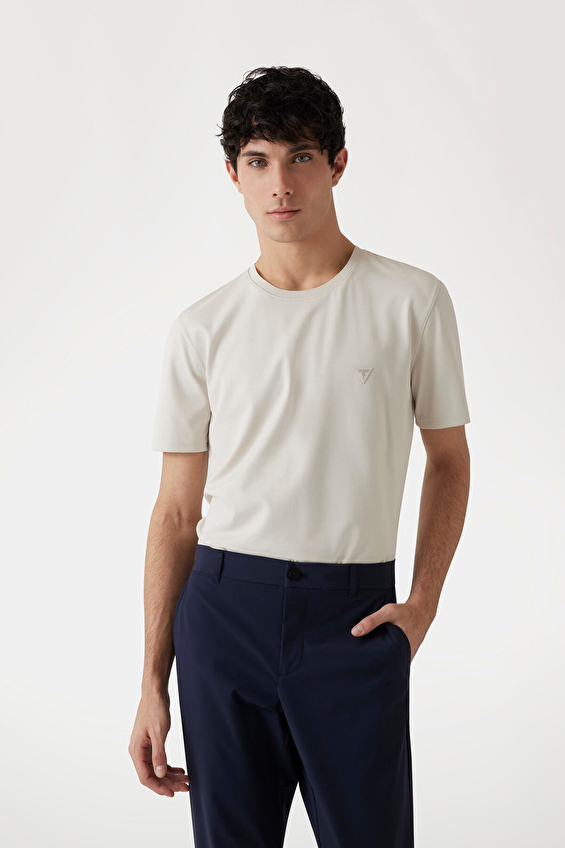 Guess Erkek Slim Fit Tişört M4YI60KCBM0 Krem Guess Erkek Slim Fit Tişört M4YI60KCBM0 Krem