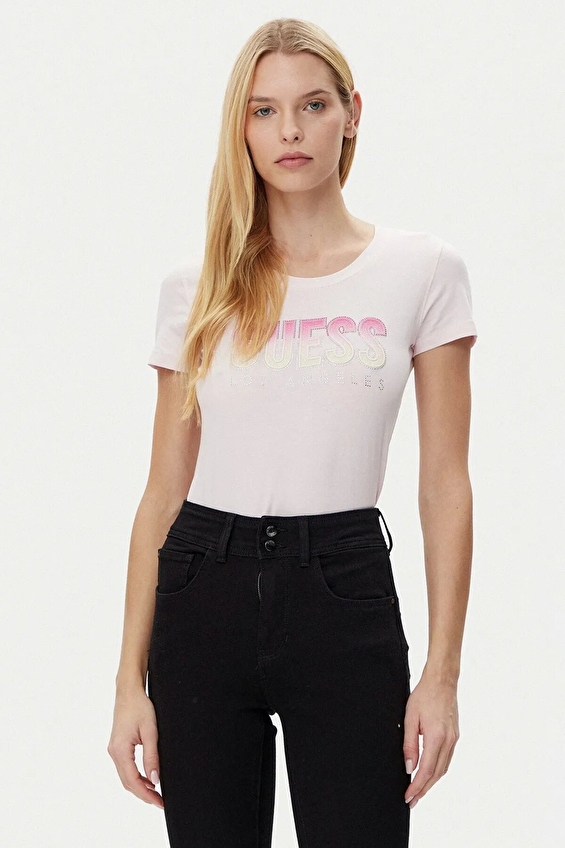 Guess Slim Fit Örme Kumaş Kadın Tişört W5GI14J1314 Pembe Guess Slim Fit Örme Kumaş Kadın Tişört W5GI14J1314 Pembe
