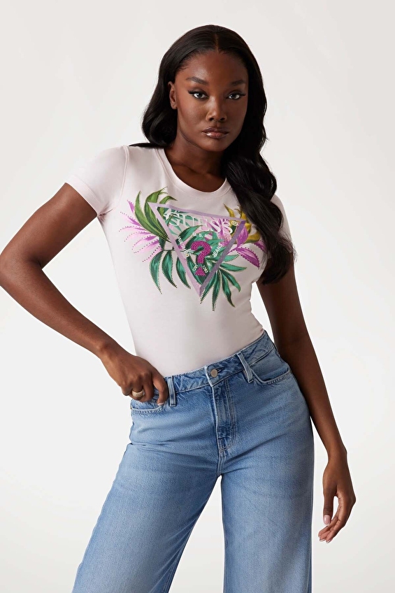 Guess Slim Fit Örme Kumaş Kadın Tişört W5GI07J1314 Pembe Guess Slim Fit Örme Kumaş Kadın Tişört W5GI07J1314 Pembe