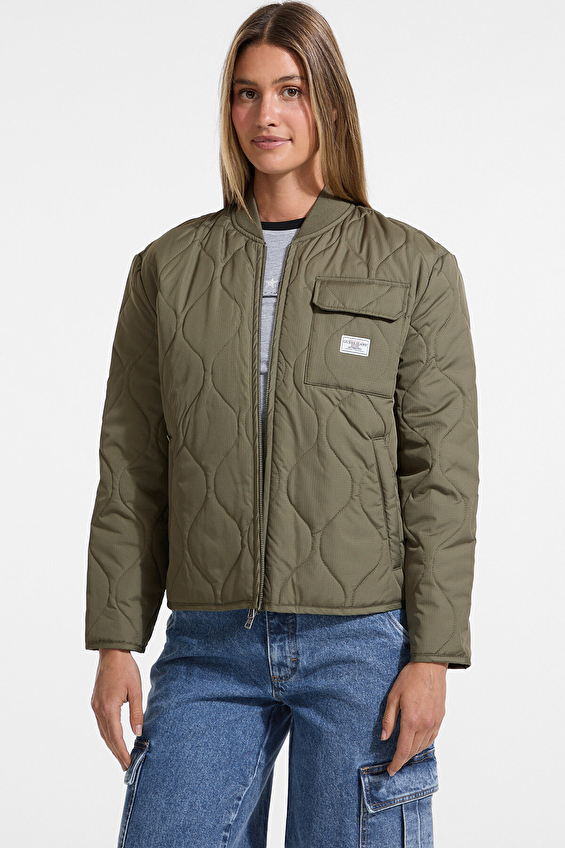 Guess Jeans Kadın Mont W5YL26WHG02 Haki Guess Jeans Kadın Mont W5YL26WHG02 Haki