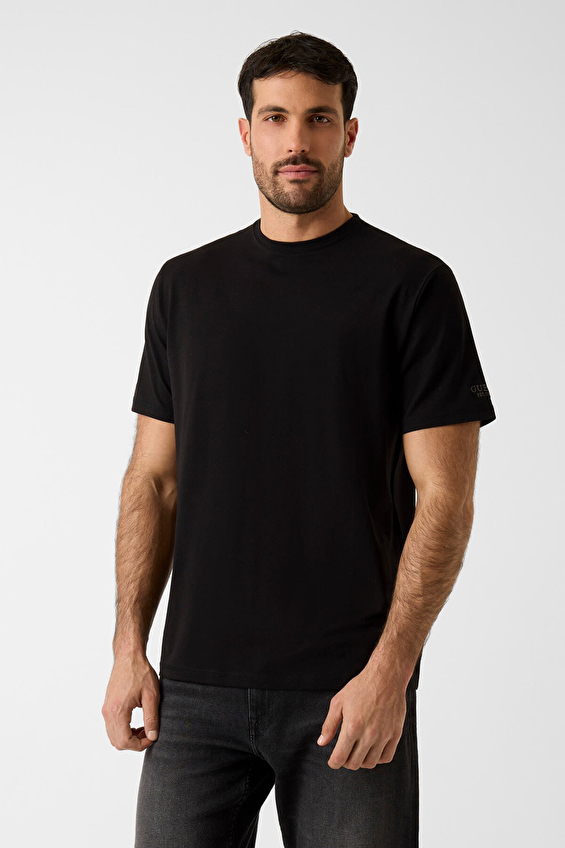 Guess Regular Fit Erkek Tişört M6RI62JR06K Siyah Guess Regular Fit Erkek Tişört M6RI62JR06K Siyah