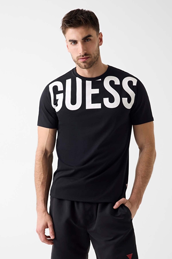 Guess Erkek Tişört F6GI01 JBLK Siyah Guess Erkek Tişört F6GI01 JBLK Siyah