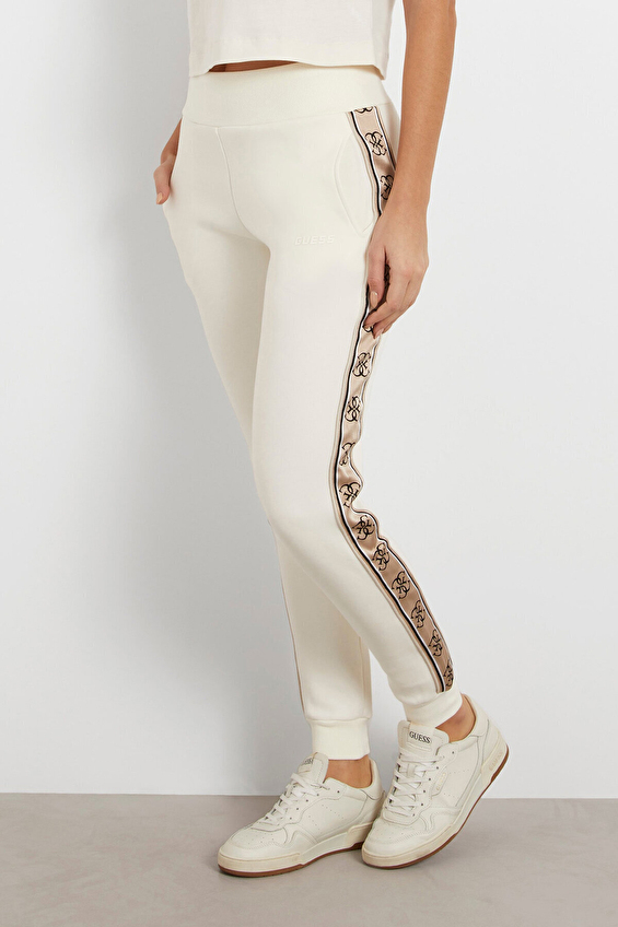 Guess Regular Fit Kadın Eşofman Altı V2YB15KB3P2 Krem Guess Regular Fit Kadın Eşofman Altı V2YB15KB3P2 Krem