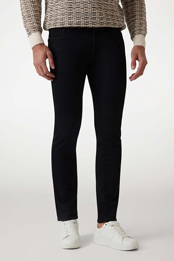 Guess Erkek Skinny Fit Kot Pantolon M2YAN1D4Q51 Guess Erkek Skinny Fit Kot Pantolon M2YAN1D4Q51