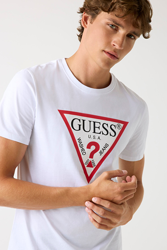Guess Slim Fit Erkek Tişört M2YI71I3Z14 Beyaz Guess Slim Fit Erkek Tişört M2YI71I3Z14 Beyaz