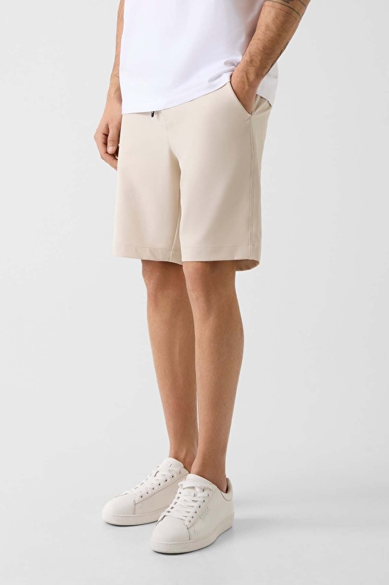 Guess Regular Fit Erkek Şort M6GD36W2169 Krem Guess Regular Fit Erkek Şort M6GD36W2169 Krem