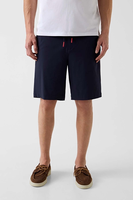 Guess Regular Fit Erkek Şort M6GD36W2169 Lacivert Guess Regular Fit Erkek Şort M6GD36W2169 Lacivert