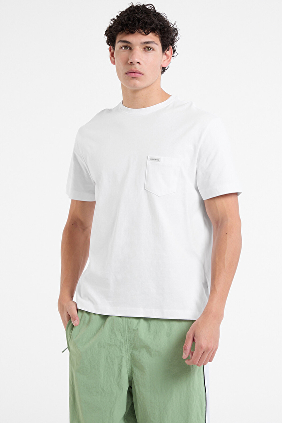 Guess Jeans Erkek Regular Fit Tişört M5RI74K8FQ4 Beyaz Guess Jeans Erkek Regular Fit Tişört M5RI74K8FQ4 Beyaz