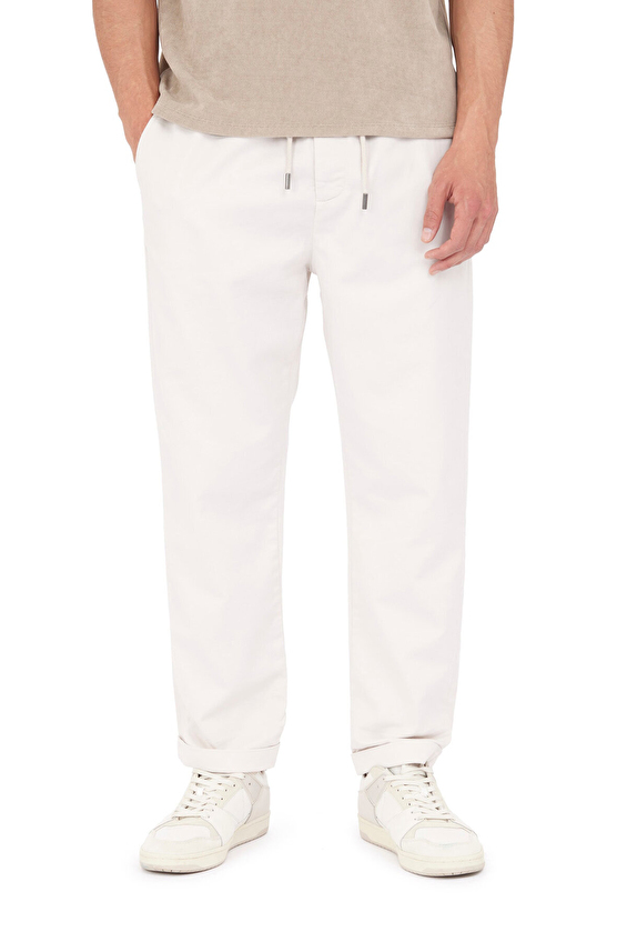 Guess Erkek Slim Fit Pantolon M5RB79WGXY1 Bej Guess Erkek Slim Fit Pantolon M5RB79WGXY1 Bej