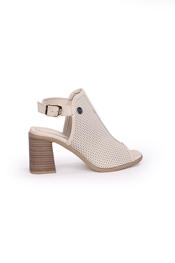 Mammamia Kadın Sandalet D25YS 2635 Kemik Mammamia Kadın Sandalet D25YS 2635 Kemik