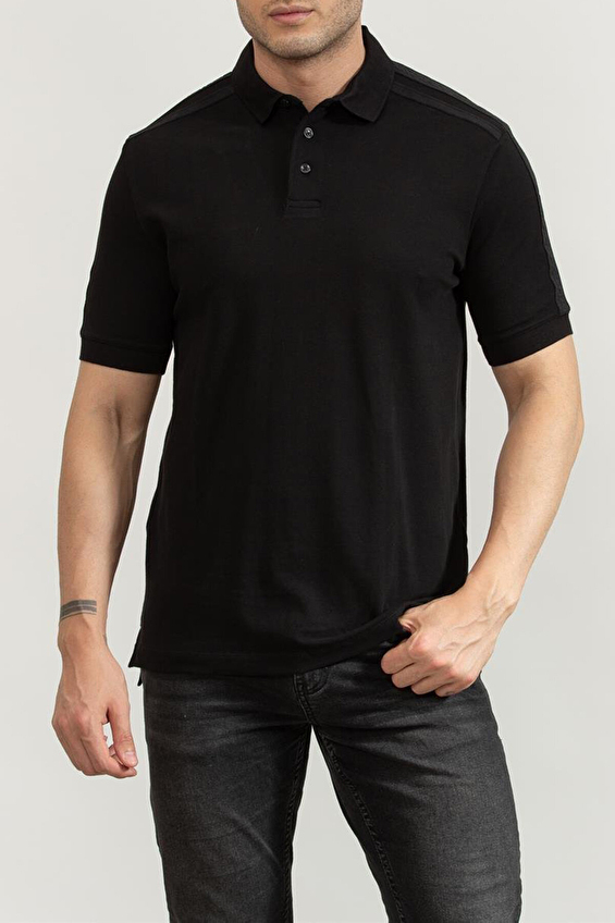 Armani Exchange Erkek Tişört XM000307AF10366 Siyah Armani Exchange Erkek Tişört XM000307AF10366 Siyah