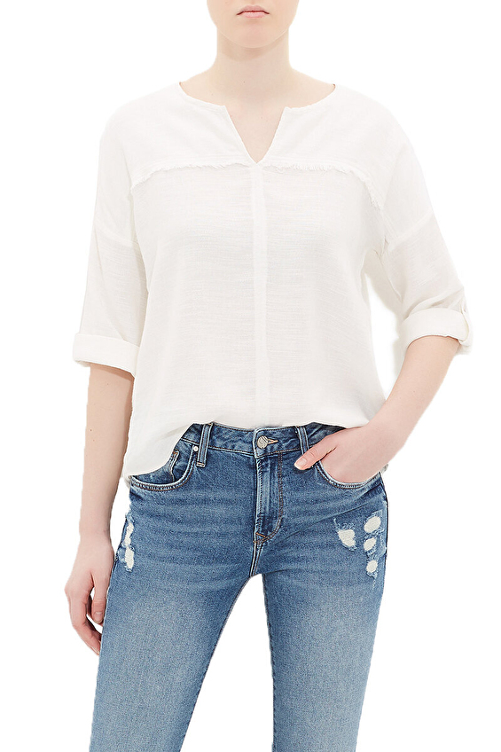 Mavi Kayık Yaka Kadın Bluz M121357 22937 Beyaz Mavi Kayık Yaka Kadın Bluz M121357 22937 Beyaz