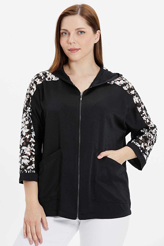 Selen Truvakar Kol Kapüşonlu Kapüşonlu Fermuarlı Normal Fit Kadın Büyük Beden Ceket 24YSL1337 Siyah Selen Truvakar Kol Kapüşonlu Kapüşonlu Fermuarlı Normal Fit Kadın Büyük Beden Ceket 24YSL1337 Siyah