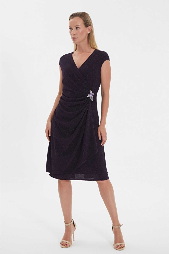 Selen Standart Fit Kolsuz Kruvaze Yaka Fermuarlı Kadın Elbise 24YSL7476 Mor Selen Standart Fit Kolsuz Kruvaze Yaka Fermuarlı Kadın Elbise 24YSL7476 Mor