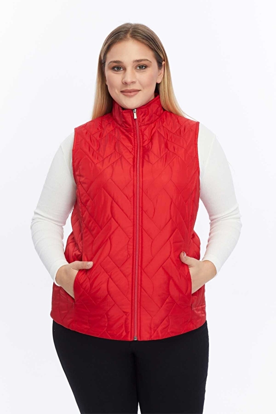 Selen Dik Yaka Regular Fit Fermuar Kapama Kolsuz Kadın Büyük Beden Yelek 24KSL2044 Kırmızı Selen Dik Yaka Regular Fit Fermuar Kapama Kolsuz Kadın Büyük Beden Yelek 24KSL2044 Kırmızı