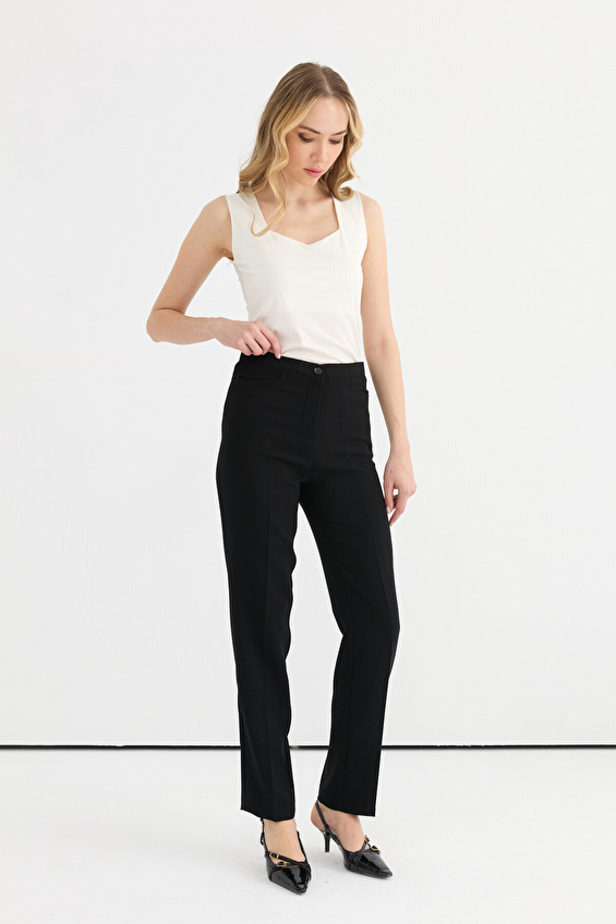 Selen Boru Paça Fermuarlı Kadın Pantolon 25YSL5345 Siyah Selen Boru Paça Fermuarlı Kadın Pantolon 25YSL5345 Siyah