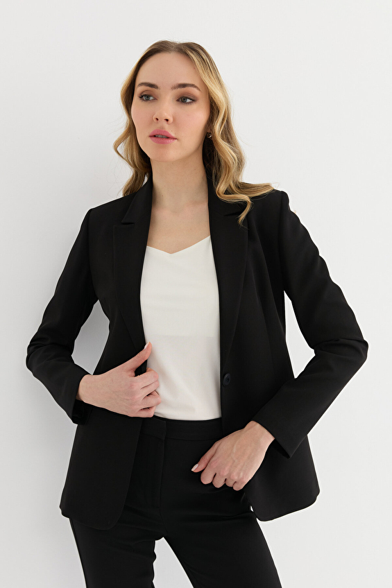 Selen Kadın Ceket 25YSL1448 Siyah Selen Kadın Ceket 25YSL1448 Siyah