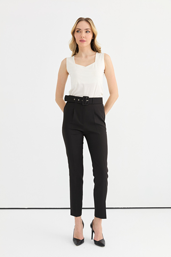 Selen Dar Paça Kadın Pantolon 25YSL5351 Siyah Selen Dar Paça Kadın Pantolon 25YSL5351 Siyah