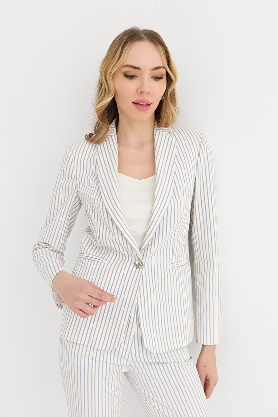 Selen Kadın Ceket 25YSL1479 Ekru Selen Kadın Ceket 25YSL1479 Ekru