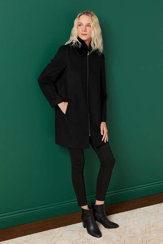 Selen Kadın Kaban 25KSL9529 Siyah Selen Kadın Kaban 25KSL9529 Siyah