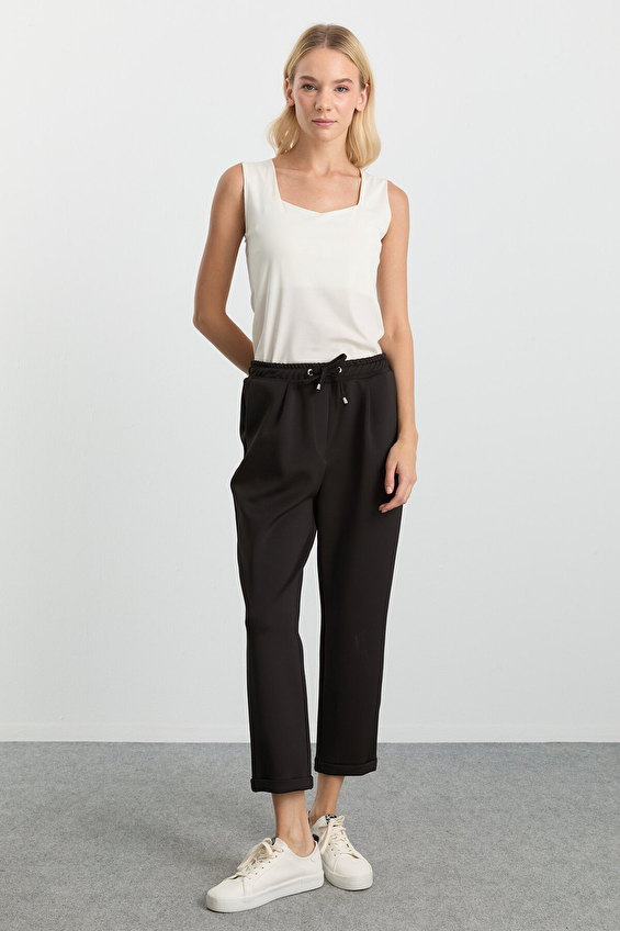 Selen Kadın Pantolon 25KSL5472 Siyah Selen Kadın Pantolon 25KSL5472 Siyah