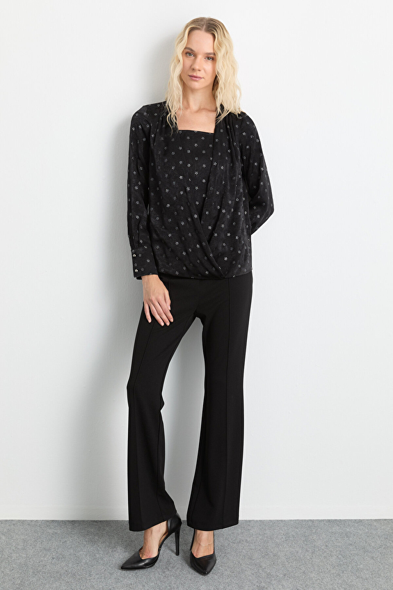 Selen Kadın Bluz 25KSL8280 Siyah Selen Kadın Bluz 25KSL8280 Siyah