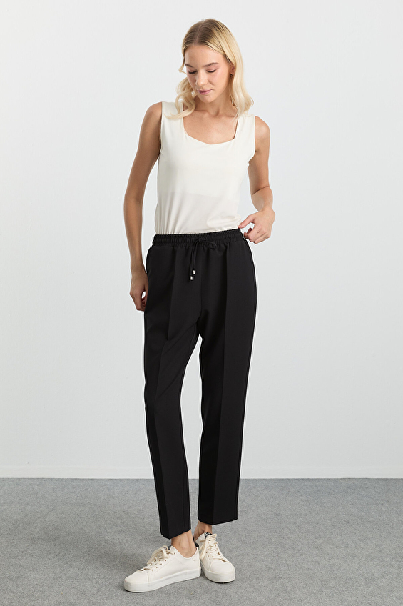 Selen Kadın Pantolon 25KSL5504 Siyah Selen Kadın Pantolon 25KSL5504 Siyah