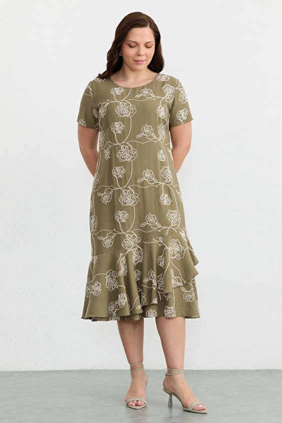 Selen Bisiklet Yaka Fermuarlı Normal Fit Kadın Elbise 26YSL7777 Haki Selen Bisiklet Yaka Fermuarlı Normal Fit Kadın Elbise 26YSL7777 Haki