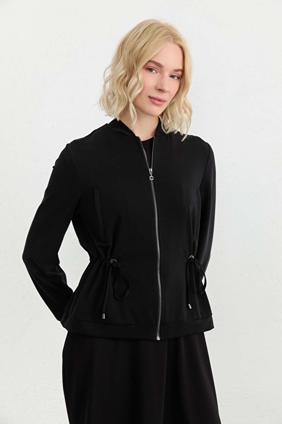 Selen Standart Fit V Yaka Uzun Kol Fermuarlı Kadın Ceket 26YSL1611 Siyah Selen Standart Fit V Yaka Uzun Kol Fermuarlı Kadın Ceket 26YSL1611 Siyah