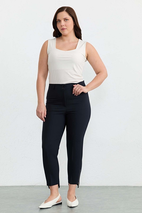 Selen Boru Paça Fermuarlı Normal Bel Normal Fit Kadın Pantolon 26YSL5573 Lacivert Selen Boru Paça Fermuarlı Normal Bel Normal Fit Kadın Pantolon 26YSL5573 Lacivert