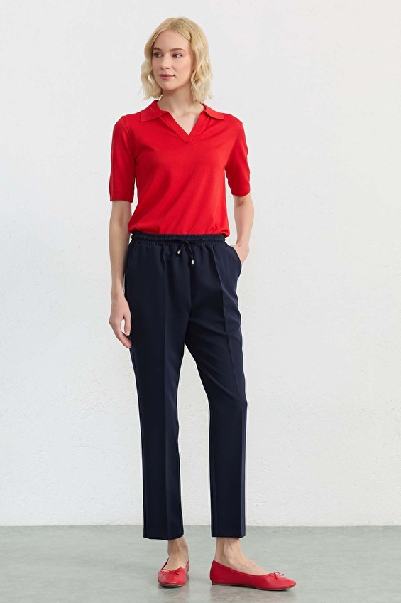 Selen Standart Fit Polyester Mix Boru Paça Kadın Pantolon 26YSL5592 Lacivert Selen Standart Fit Polyester Mix Boru Paça Kadın Pantolon 26YSL5592 Lacivert