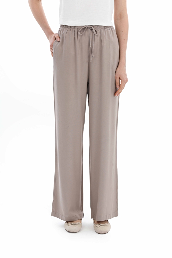 First Company Geniş Paça High Waist Wide Leg Yüksek Bel Kadın Pantolon 2614BS393109 Vizon First Company Geniş Paça High Waist Wide Leg Yüksek Bel Kadın Pantolon 2614BS393109 Vizon