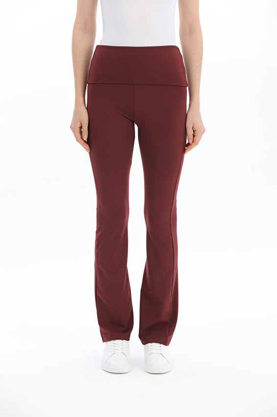 First Company Katlamalı Yüksek Bel İspanyol Paça High Waist Flare Fit Kadın Tayt 2614KS213711 Bordo First Company Katlamalı Yüksek Bel İspanyol Paça High Waist Flare Fit Kadın Tayt 2614KS213711 Bordo
