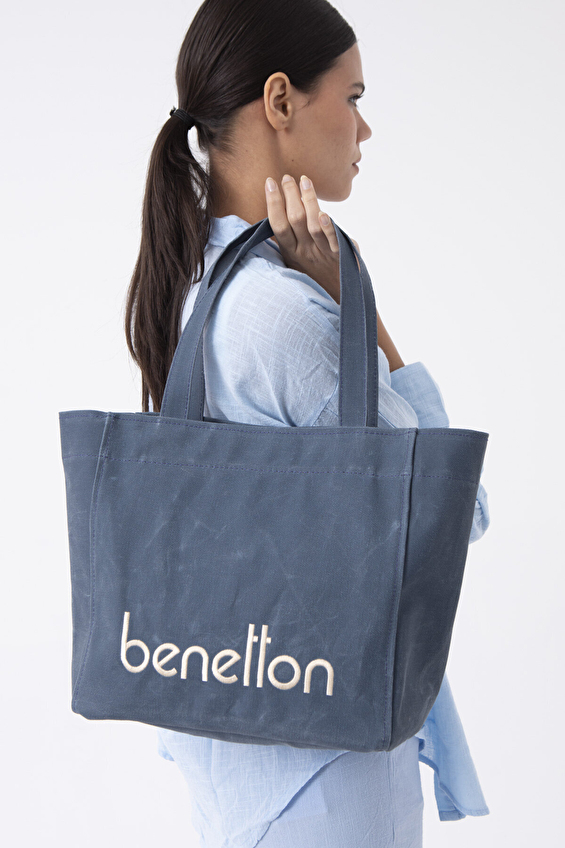 United Colors Of Benetton Kadın Çanta BNT_1163 Lacivert United Colors Of Benetton Kadın Çanta BNT_1163 Lacivert