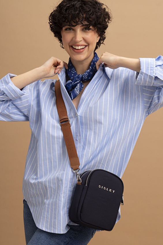 Sisley Kadın Çapraz Çanta SLY_034 Lacivert Sisley Kadın Çapraz Çanta SLY_034 Lacivert