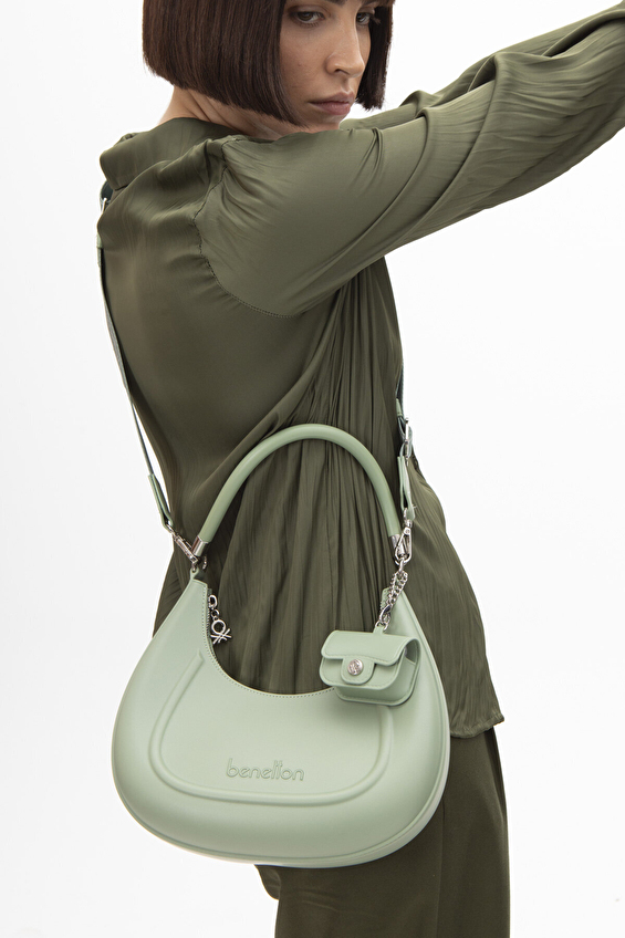 United Colors Of Benetton Kadın Kol Çantası BNT_1451 Yeşil United Colors Of Benetton Kadın Kol Çantası BNT_1451 Yeşil